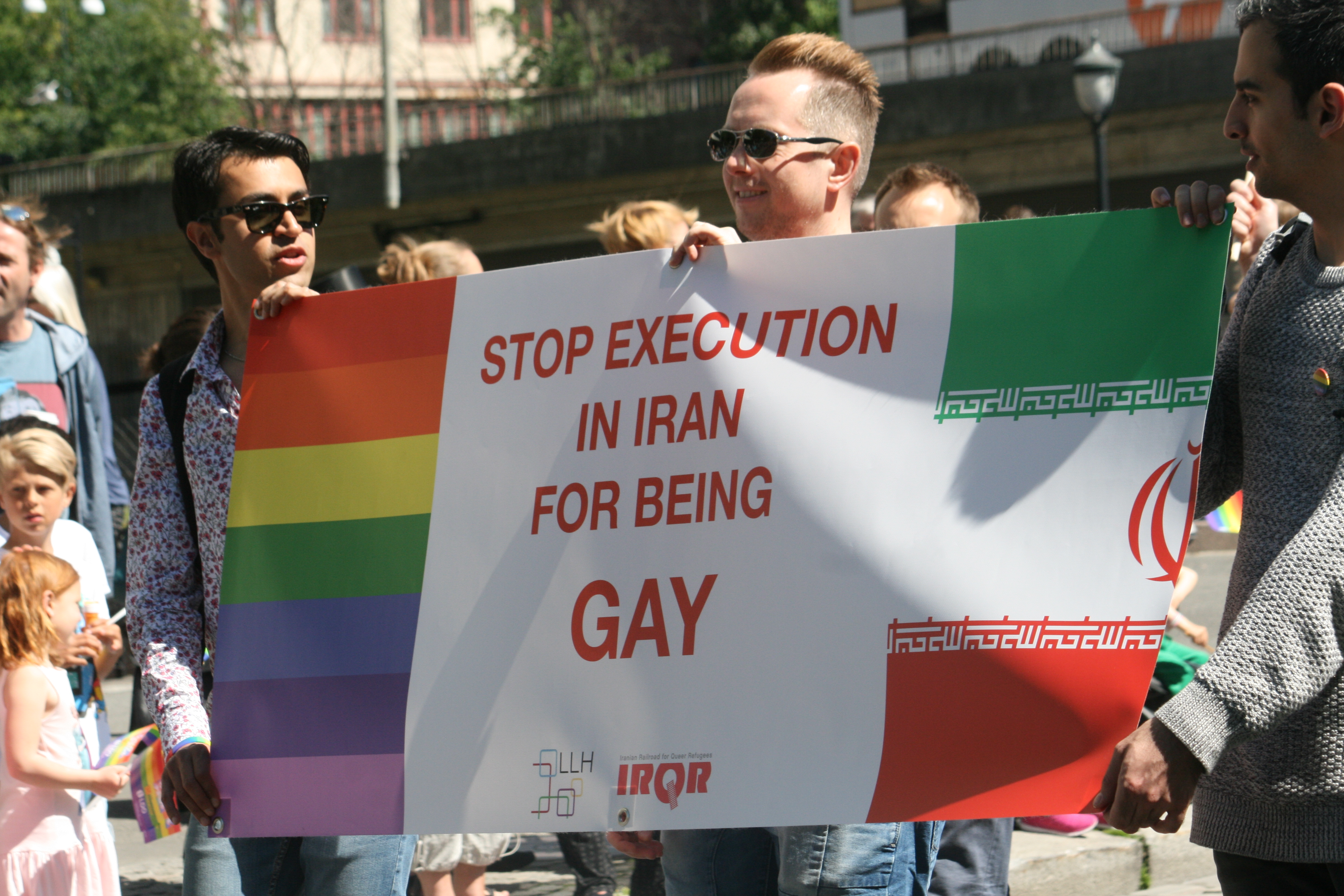 LGBTQ Aktivisten gegen Folter